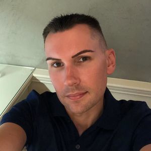 Meet your Posher, Jason